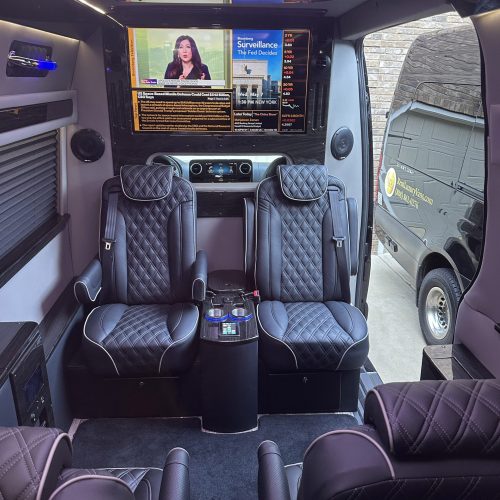 Executive Coach Black 1